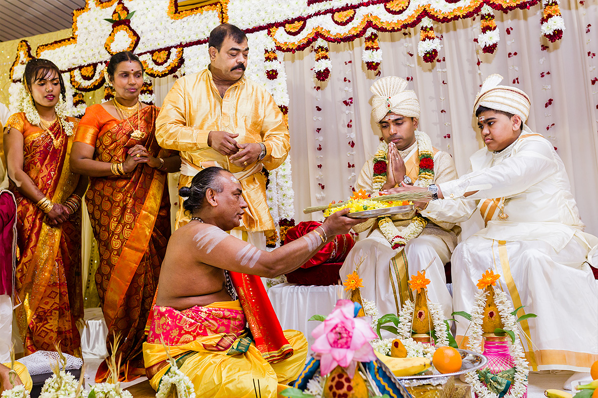 Oshwal Centre Vaheesan & Gerubaleny's Tamil Hindu Wedding London-8